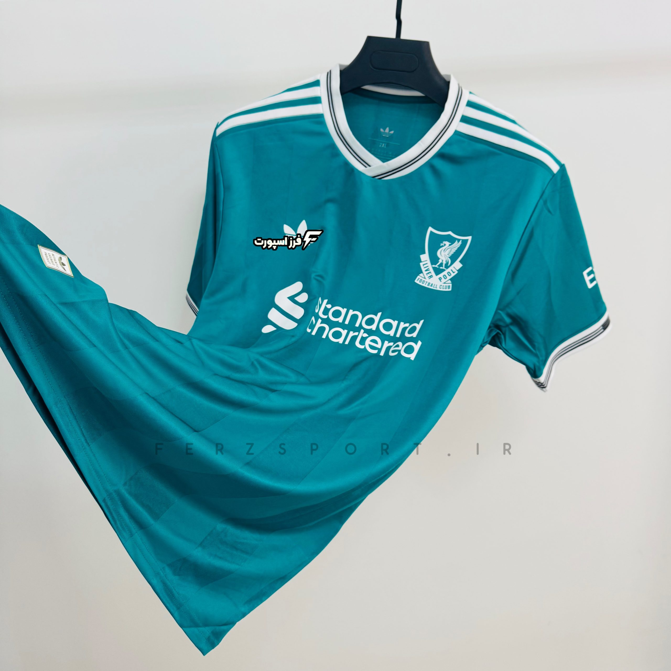 لباس سوم لیورپول۲۰۲۶ (پلیری++A) - تصویر 2